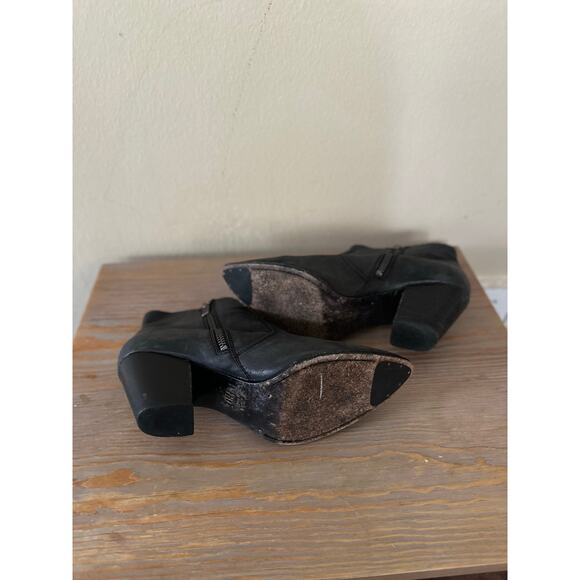 Frye Jennifer Almond Toe Block Heel Ankle Leather Booties Black Women's Size 7.5 - Picture 5 of 11